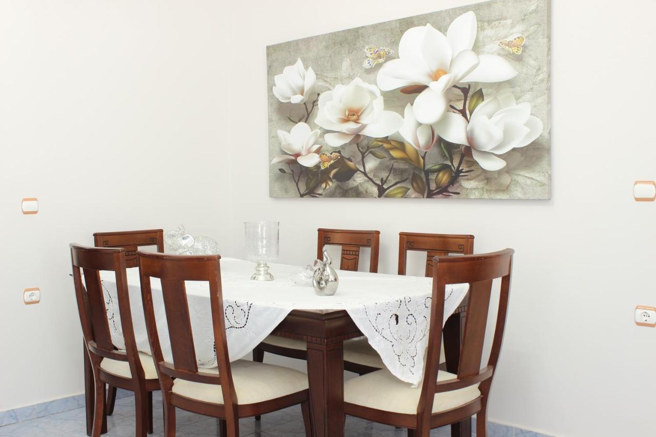 Leva'S Apartments Sarandë 外观 照片