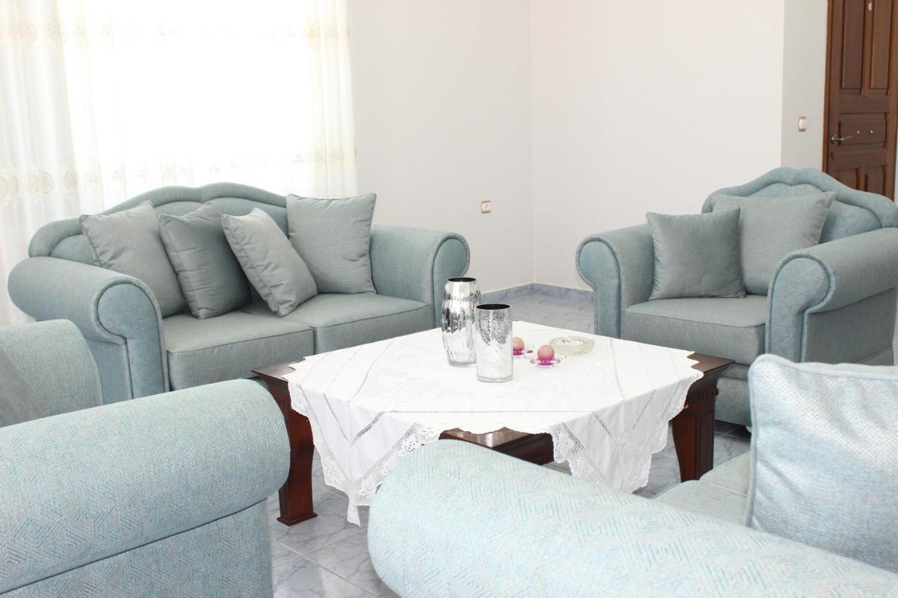 Leva'S Apartments Sarandë 外观 照片